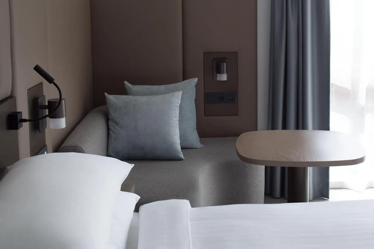 Amsterdam Marriott Hotel 5*,